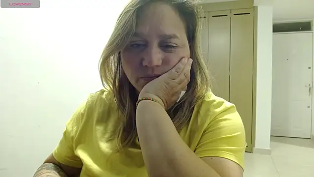 Snapshot of haashkyo chatting on June 27, 2026, 4:40 am haashkyo online show from June 27, 2026, 4:40 am