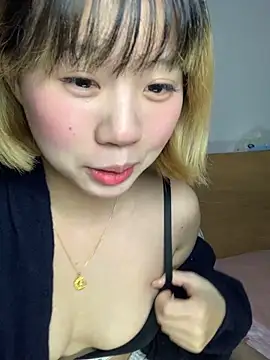 zhaomosheng125216 online show from November 30, 2025, 11:27 pm