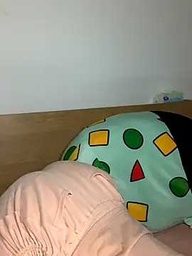 zhaomosheng125216 online show from November 4, 2025, 12:47 am