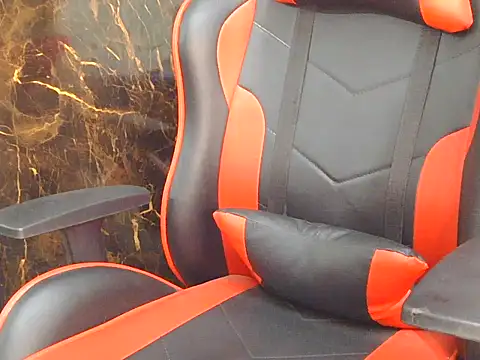 niya-cute online show from September 10, 2025, 2:27 pm