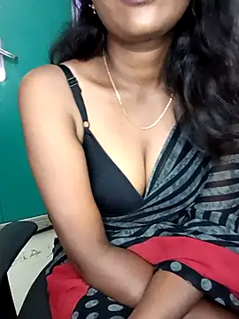 Snapshot of Tamil_kavinila chatting on September 17, 2025, 10:39 am Tamil kavinila online show from September 17, 2025, 10:39 am