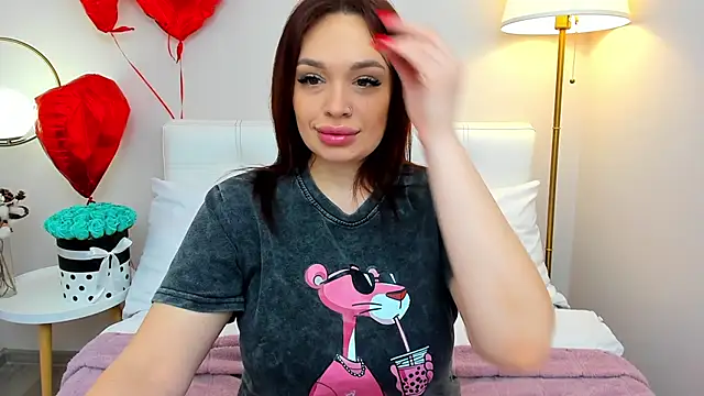 Snapshot of AndreaButt chatting on February 17, 2026, 6:22 am AndreaButt online show from February 17, 2026, 6:22 am