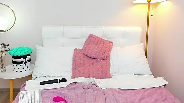 Snapshot of AndreaButt chatting on March 2, 2026, 7:15 am AndreaButt online show from March 2, 2026, 7:15 am