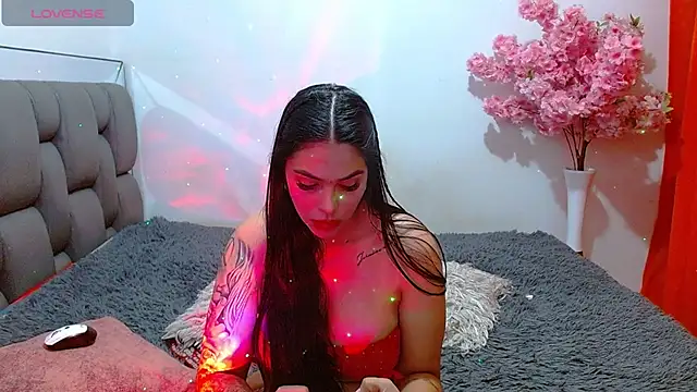 Liinda-Sweet91 online show from July 27, 2026, 1:40 pm
