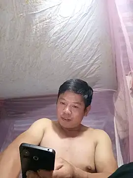 DungLuongg online show from May 15, 2026, 2:15 pm