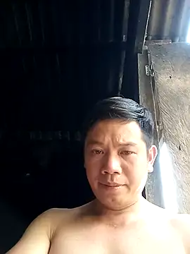 DungLuongg online show from May 7, 2026, 8:50 am