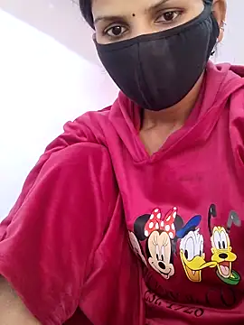 poojam93 online show from November 23, 2025, 3:38 am