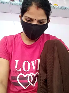 poojam93 online show from November 22, 2025, 3:27 am