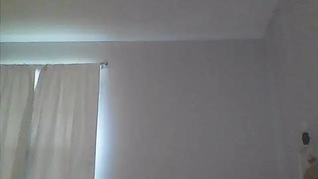 Snapshot of sarahkat86 chatting on May 1, 2026, 9:31 pm sarahkat86 online show from May 1, 2026, 9:31 pm