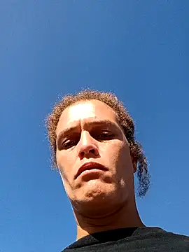 sarahkat86 online show from December 22, 2025, 2:06 pm