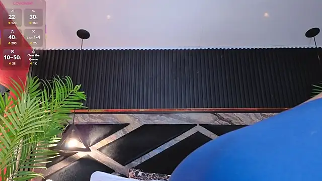 Snapshot of CristalHeart_ chatting on November 8, 2025, 1:25 pm CristalHeart online show from November 8, 2025, 1:25 pm