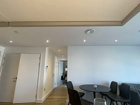 Laceyvipx online show from April 6, 2026, 2:07 pm