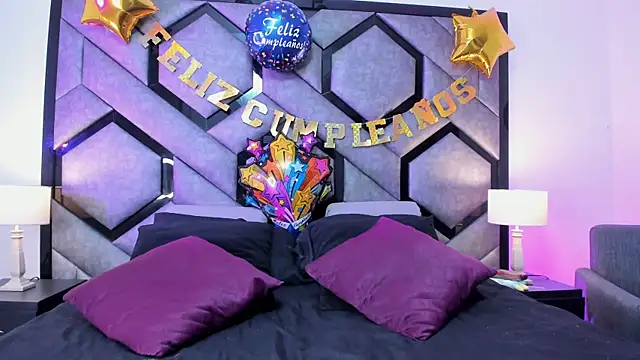 SuzzieSweet online show from January 6, 2026, 10:58 pm