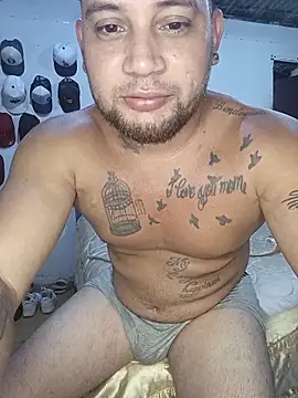 Catire10  online show from April 15, 2026, 9:04 am