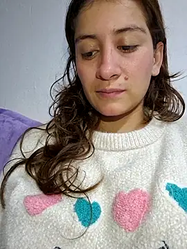 aytanna torrez online show from November 10, 2025, 11:04 am