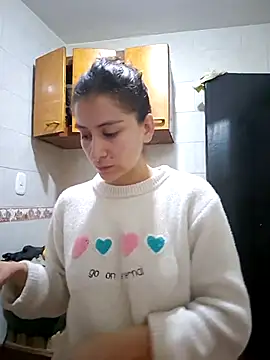 aytanna torrez online show from November 27, 2025, 12:38 pm