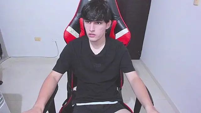 eren 188 online show from December 14, 2025, 7:41 pm