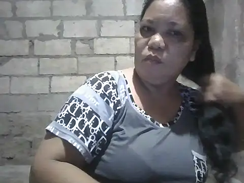 xxbernxxx online show from October 19, 2025, 9:39 pm
