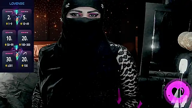 SultanaLayla online show from December 2, 2025, 7:59 pm