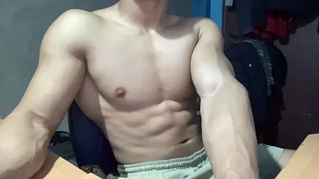 Snapshot of veilofstrength chatting on November 10, 2025, 6:35 pm veilofstrength online show from November 10, 2025, 6:35 pm