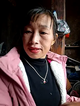 Snapshot of ngocngoc_cute chatting on October 25, 2025, 1:49 am ngocngoc cute online show from October 25, 2025, 1:49 am
