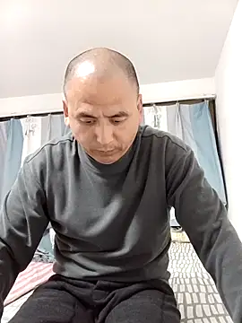 CWQ123 online show from April 1, 2026, 1:52 pm