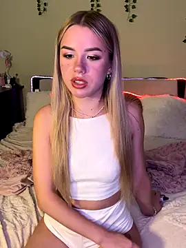 Snapshot of NastyaKiss1 chatting on September 28, 2025, 6:48 pm NastyaKiss1 online show from September 28, 2025, 6:48 pm