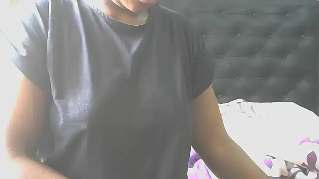 YummySyriaxoxo online show from February 28, 2026, 6:24 am