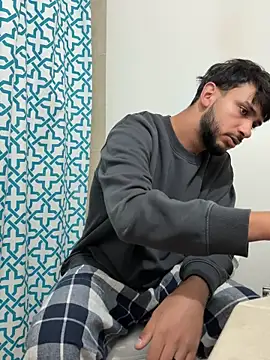 Snapshot of Gipsyboysteve chatting on February 10, 2026, 12:04 pm Gipsyboysteve online show from February 10, 2026, 12:04 pm