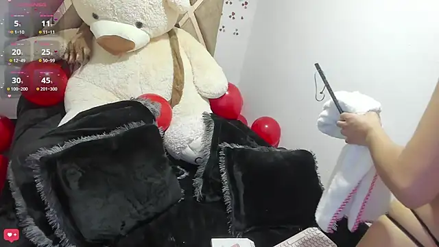 Snapshot of Sofia_Dg chatting on September 11, 2025, 7:36 pm Sofia Dg online show from September 11, 2025, 7:36 pm