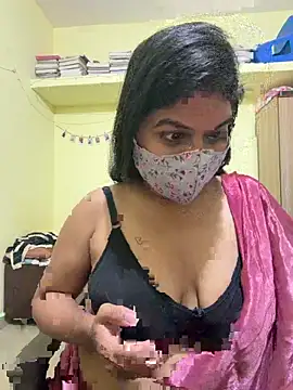 Snapshot of BigBreasted chatting on February 19, 2026, 5:43 pm BigBreasted online show from February 19, 2026, 5:43 pm