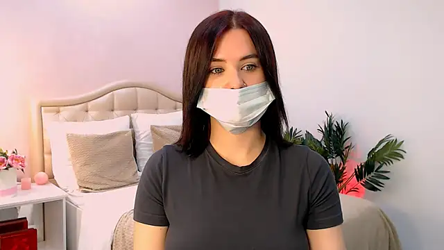 lil angel  online show from October 17, 2025, 8:50 am