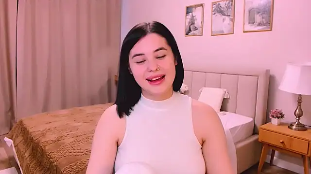 lil angel  online show from February 22, 2026, 9:55 am