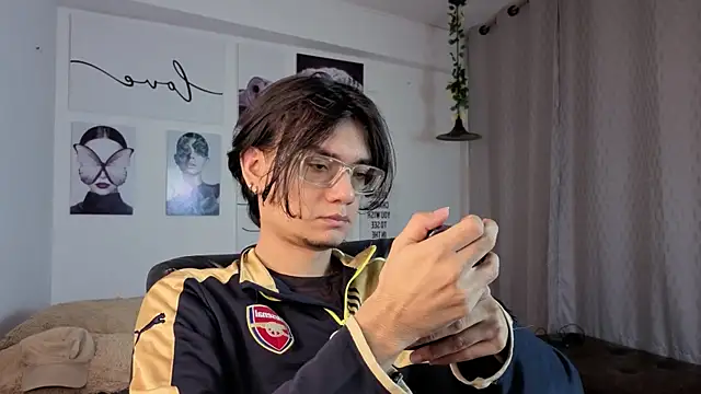 Snapshot of davoxer chatting on November 28, 2025, 3:50 am davoxer online show from November 28, 2025, 3:50 am