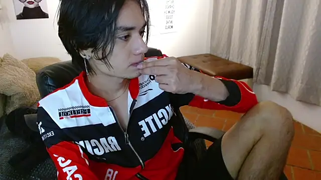 Snapshot of davoxer chatting on September 21, 2025, 4:06 am davoxer online show from September 21, 2025, 4:06 am