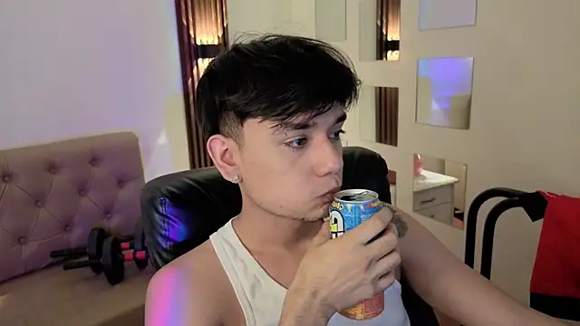 davoxer online show from April 8, 2026, 3:41 am