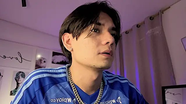 Snapshot of davoxer chatting on February 22, 2026, 2:47 am davoxer online show from February 22, 2026, 2:47 am