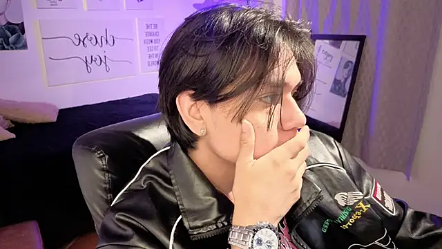 davoxer online show from March 19, 2026, 4:01 am