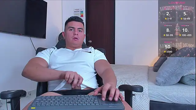 Snapshot of RJBarto chatting on February 9, 2026, 1:36 am RJBarto online show from February 9, 2026, 1:36 am