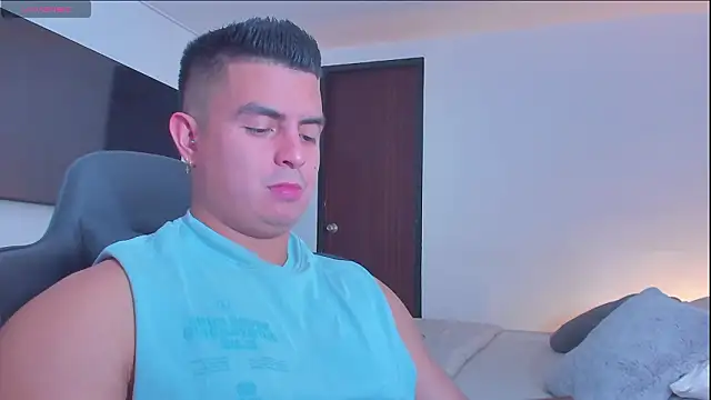 Snapshot of RJBarto chatting on February 16, 2026, 6:39 pm RJBarto online show from February 16, 2026, 6:39 pm