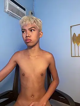 Snapshot of urcumjp chatting on March 3, 2026, 4:52 am urcumjp online show from March 3, 2026, 4:52 am