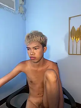 Snapshot of urcumjp chatting on February 13, 2026, 3:39 am urcumjp online show from February 13, 2026, 3:39 am