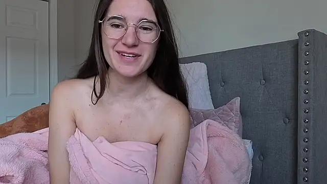 Snapshot of bambifarrina chatting on February 25, 2026, 3:12 pm bambifarrina online show from February 25, 2026, 3:12 pm