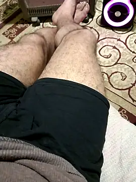 bullut06 online show from November 27, 2025, 8:09 pm