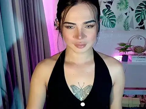 Snapshot of _SexyButterfly chatting on October 10, 2025, 10:16 am  SexyButterfly online show from October 10, 2025, 10:16 am