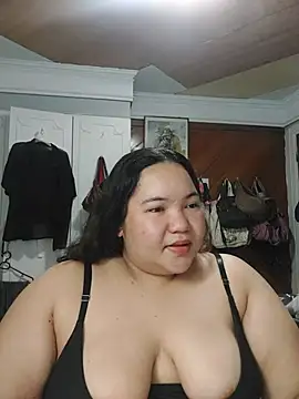 Snapshot of LianaCruzado chatting on June 29, 2026, 2:50 pm LianaCruzado online show from June 29, 2026, 2:50 pm