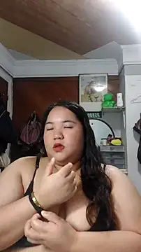 Snapshot of LianaCruzado chatting on August 2, 2026, 1:09 pm LianaCruzado online show from August 2, 2026, 1:09 pm