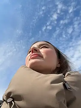 Mary Sensory online show from April 21, 2026, 8:21 am