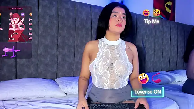 luna78hard online show from November 3, 2025, 1:55 am