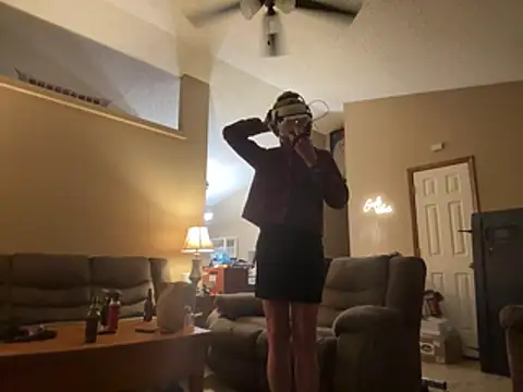 Snapshot of Red4fun77 chatting on February 14, 2026, 9:20 am Red4fun77 online show from February 14, 2026, 9:20 am